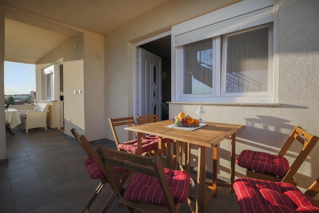 Apartmani Maksan Pakoštane Εξωτερικό φωτογραφία