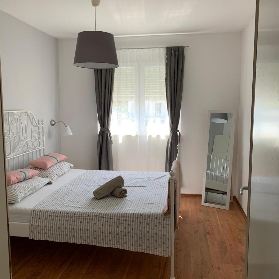 Apartmani Maksan Pakoštane Εξωτερικό φωτογραφία